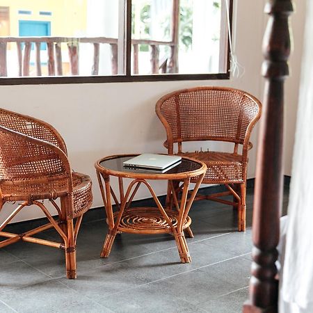 Bedspace Unawatuna Luaran gambar