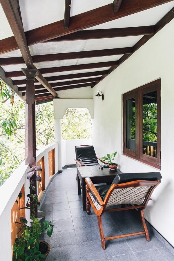 Bedspace Unawatuna Luaran gambar