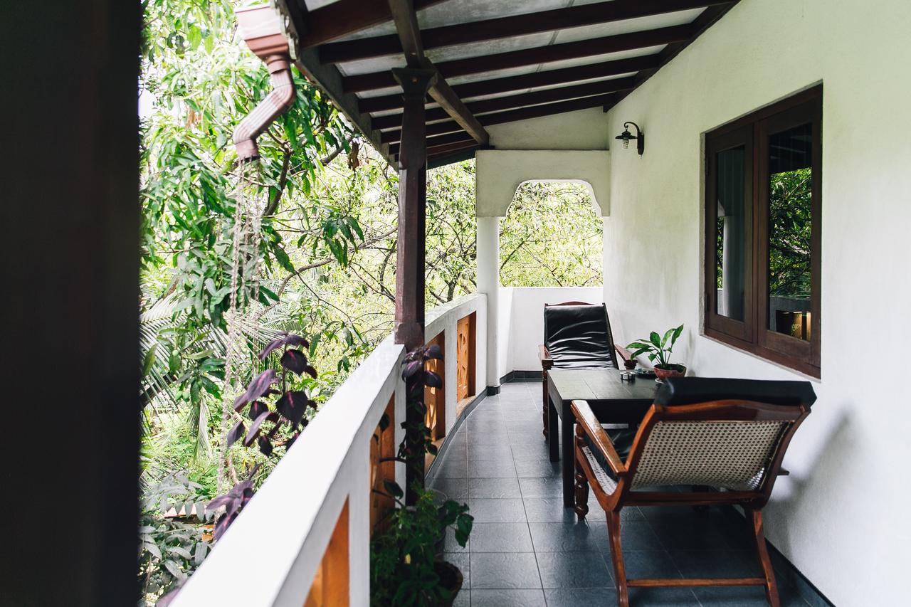Bedspace Unawatuna Luaran gambar